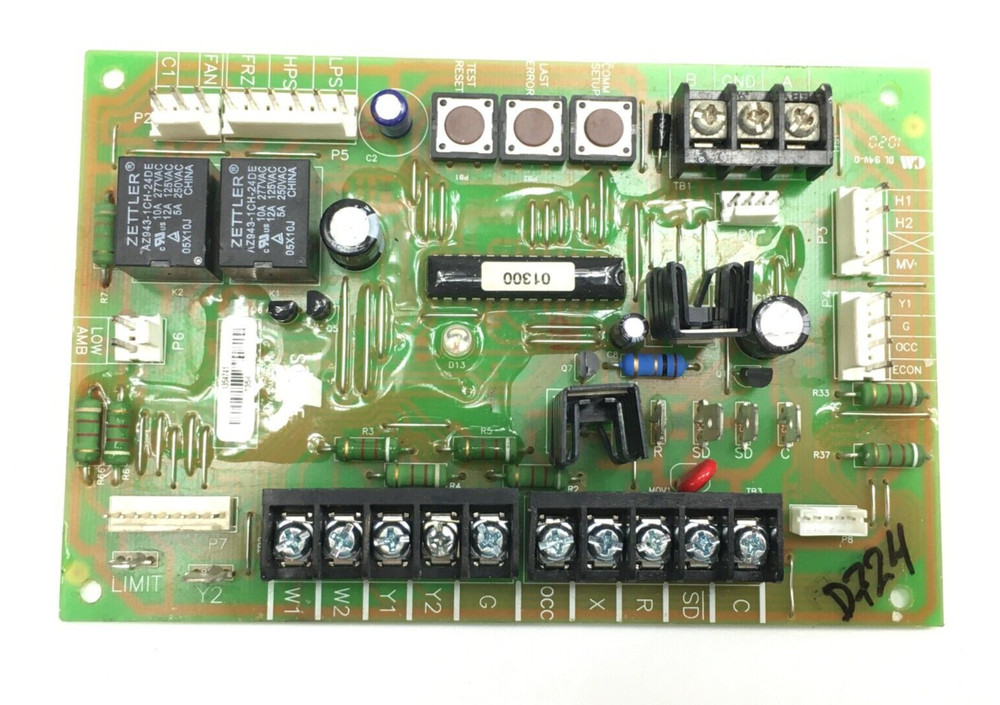 YORK 1354741 Control Circuit Board SOURCE 1 used #D724