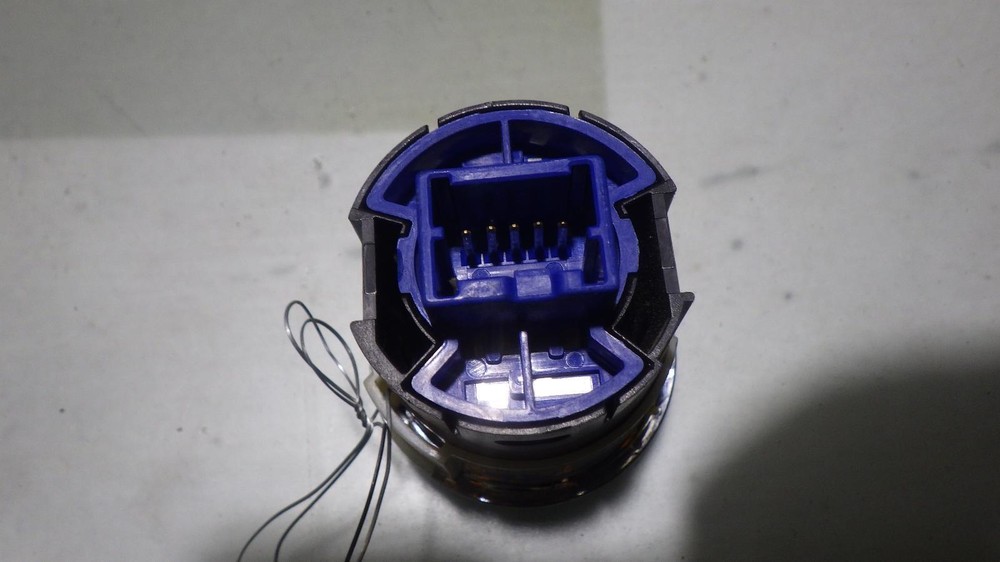 12 INFINITI G37 Ignition Start And Stop Button