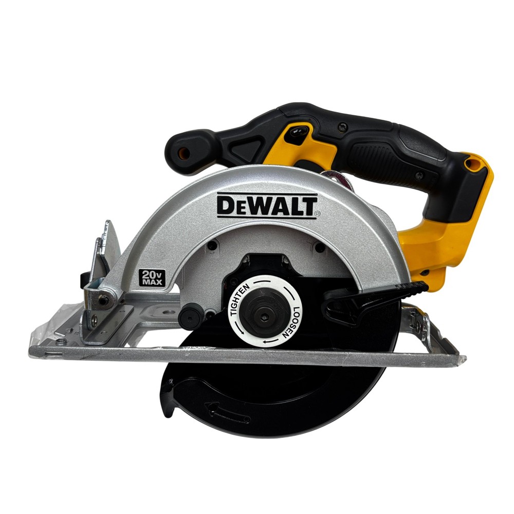 DeWALT 20V MAX Cordless 4-Tool Set DCK445D1M1