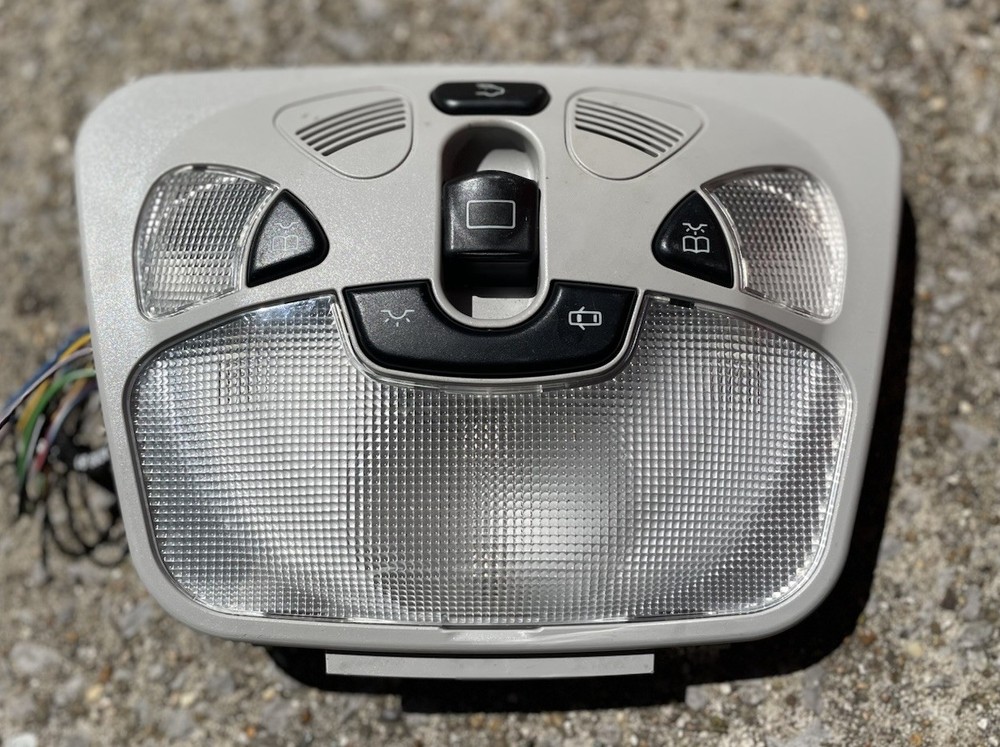 2002-2005 MERCEDES BENZ C230 INTERIOR DOME LIGHT  (GREY) (WT31)