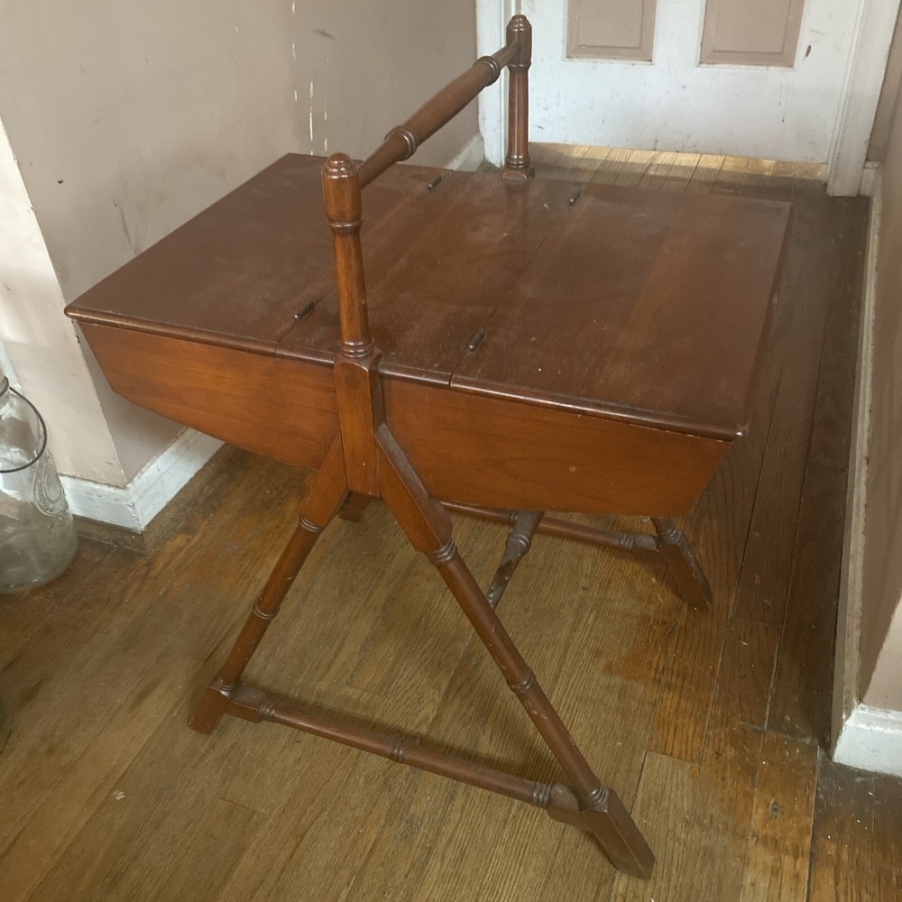 Rare Antique Cherry 🍒 Sewing Table Organizer Box, Very Nice