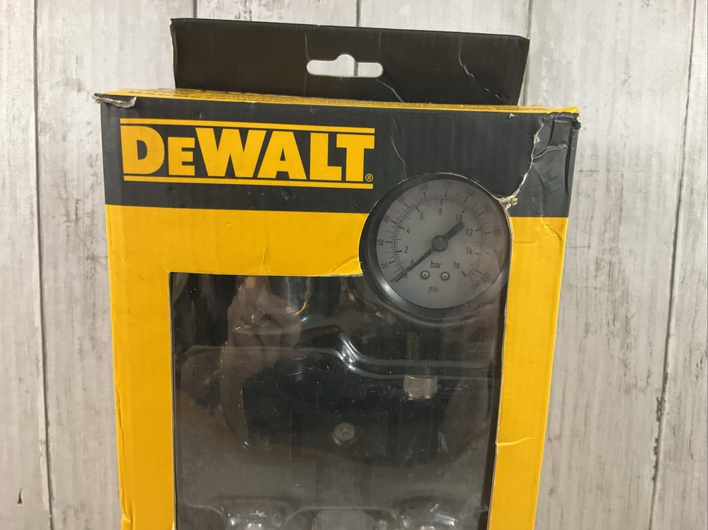 DEWALT 3/8" NPT Filter Regulator Lubricator DXCM019-0352