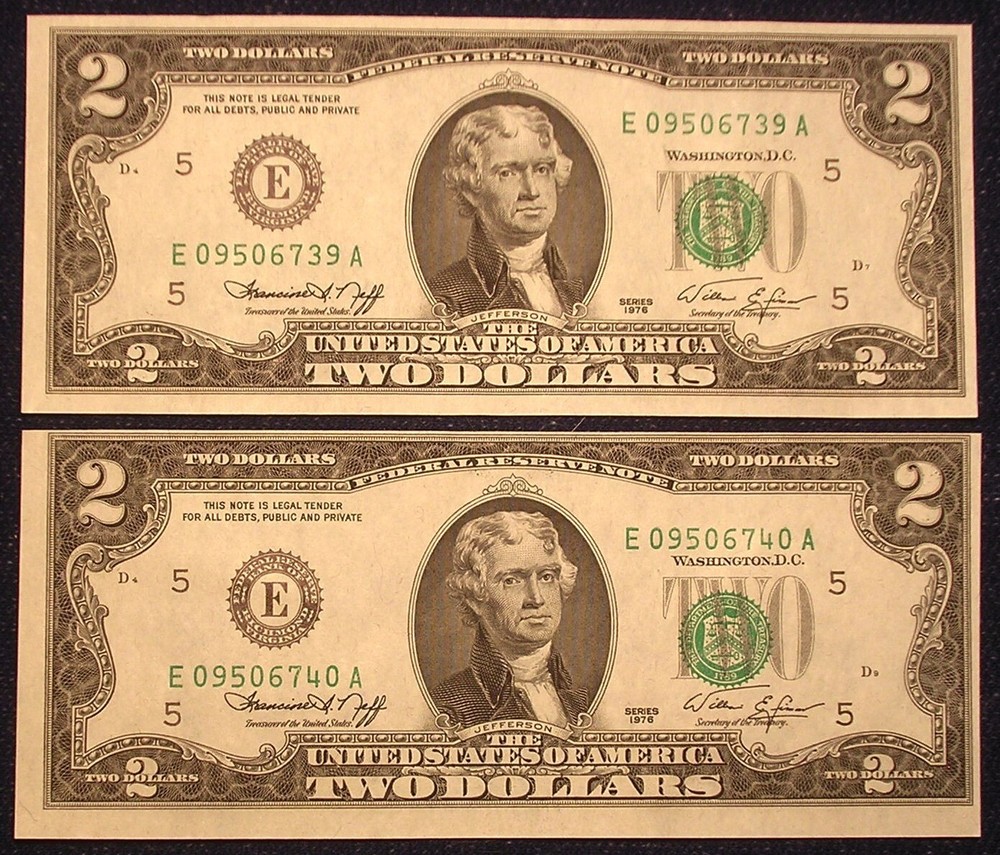2 Consecutive Numbered 1976 $2 US Notes, Crisp Unc., One has Misalignment Error