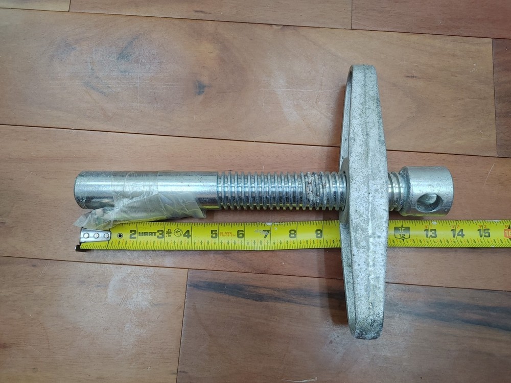 Adjustable Level Jack