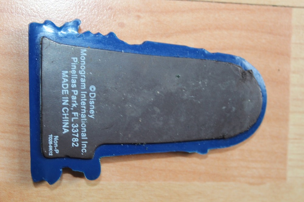 Disney frifge magnet ,Used