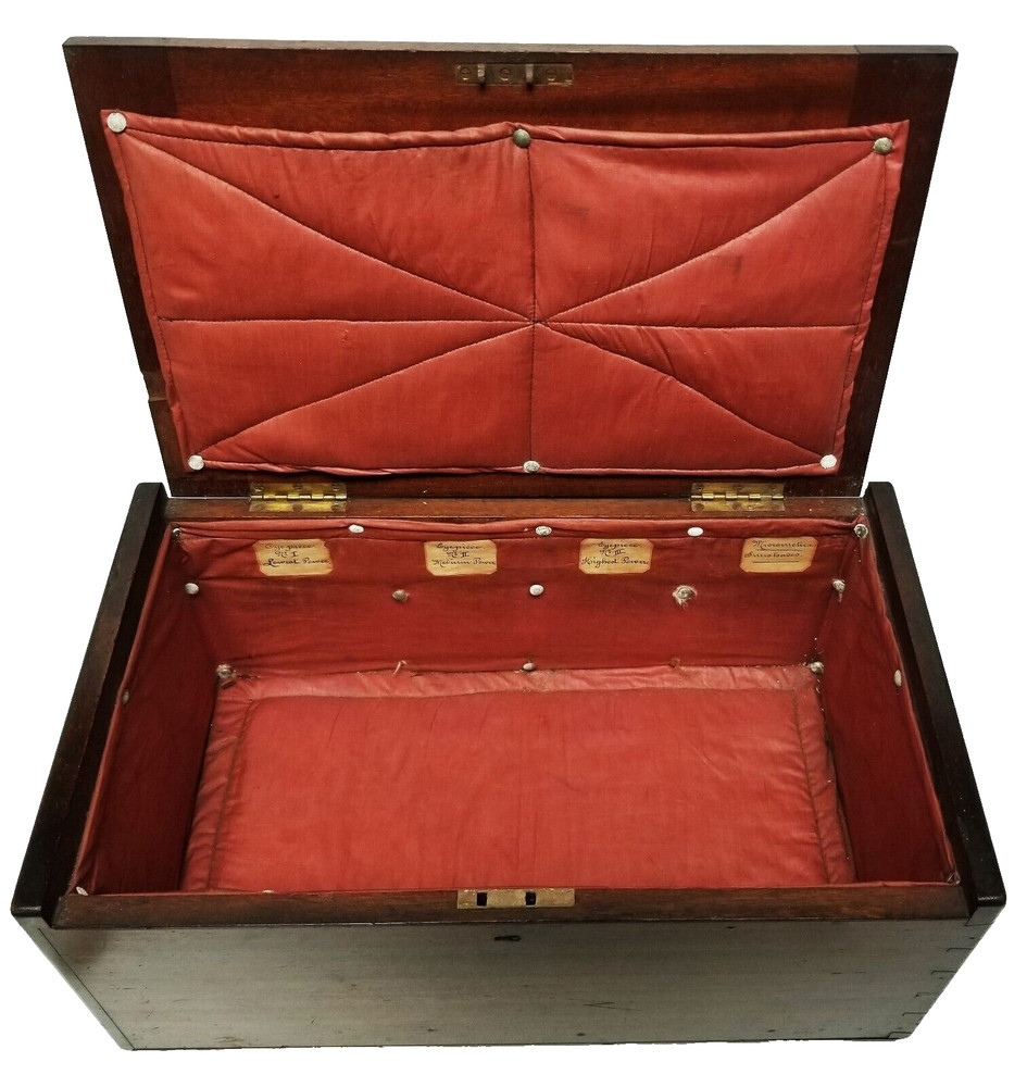Antique Wood Hinged OPTICIANS Box Original Lining Lock Box Dove Tail Large