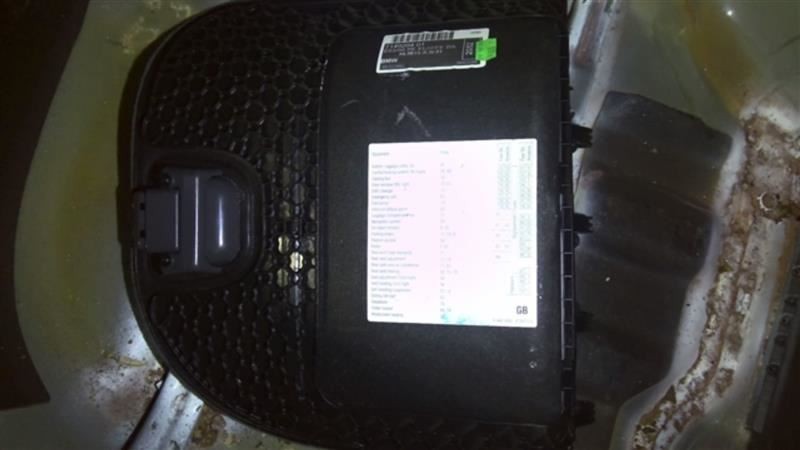 750LI 2006 Cargo Cover 351790