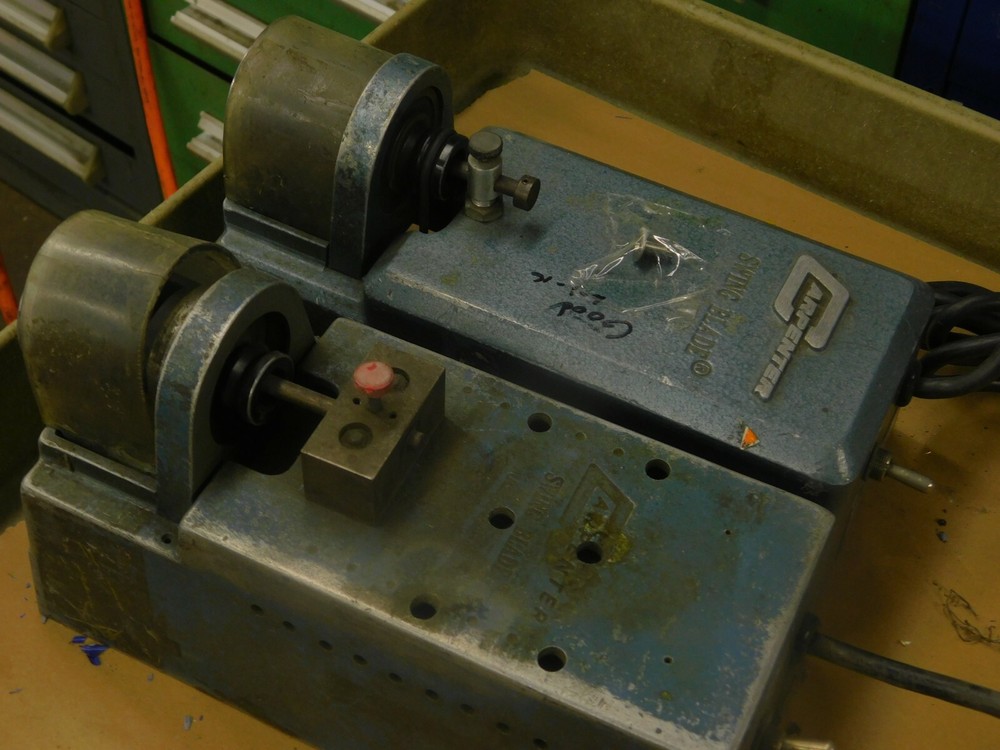 Carpenter Manufacturing Model 70-B Swing Blade Wire Stripper