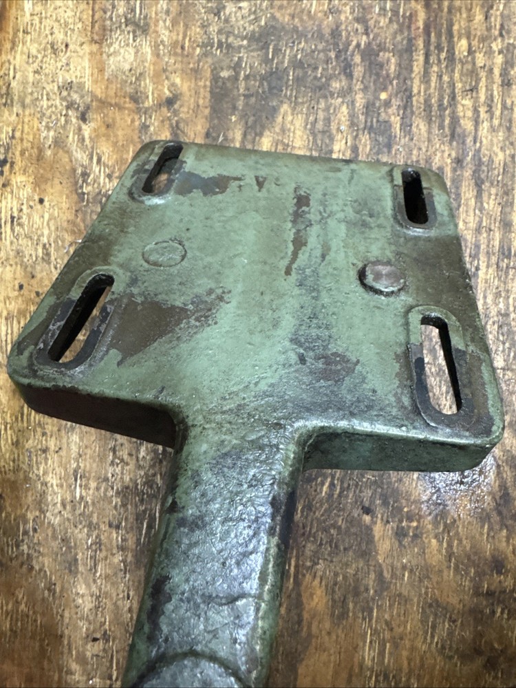 Walker Turner 900 Drill Press Cast Iron Motor Mount, Bracket & Rods DDP-111