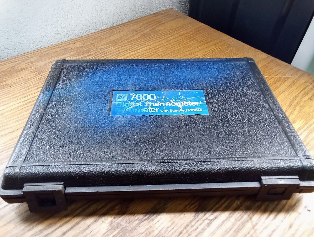 TIF 7000 Digital Thermometer/Pyrometer