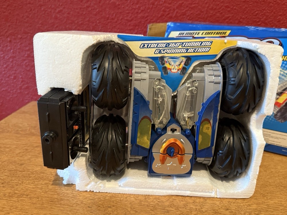 Remote Control Spin Pro Vertical Stunt & Spinning Vehicle In Box