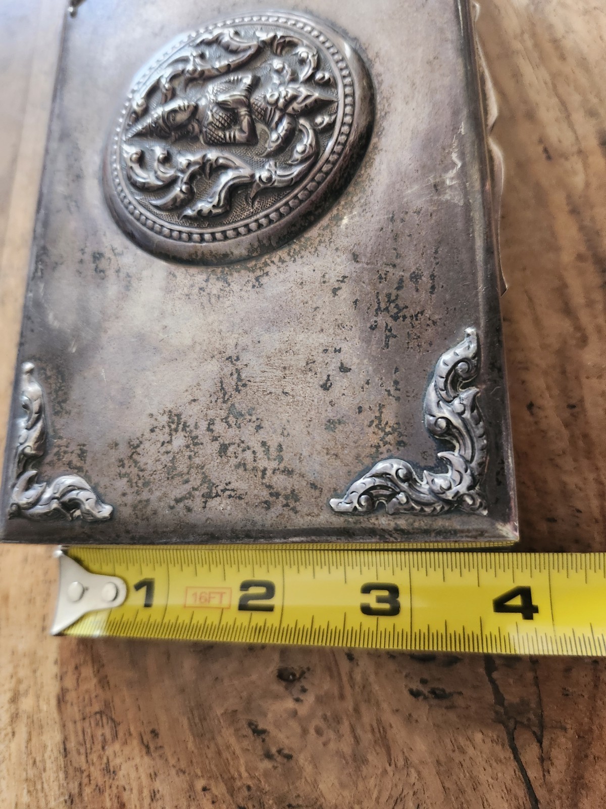 Vintage Sterling Silver Repousse Deity Box Thainakon Thailand Burl Lined 418g