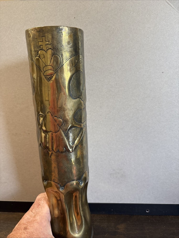 WWI Trench Art 75 MM Brass Shell Casing Fluted Base Has Double Eagle & 2 Flags