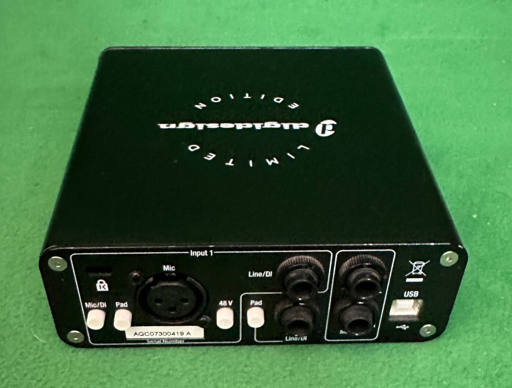 DigiDesign MBox 2 Mini LE Limited Edition.