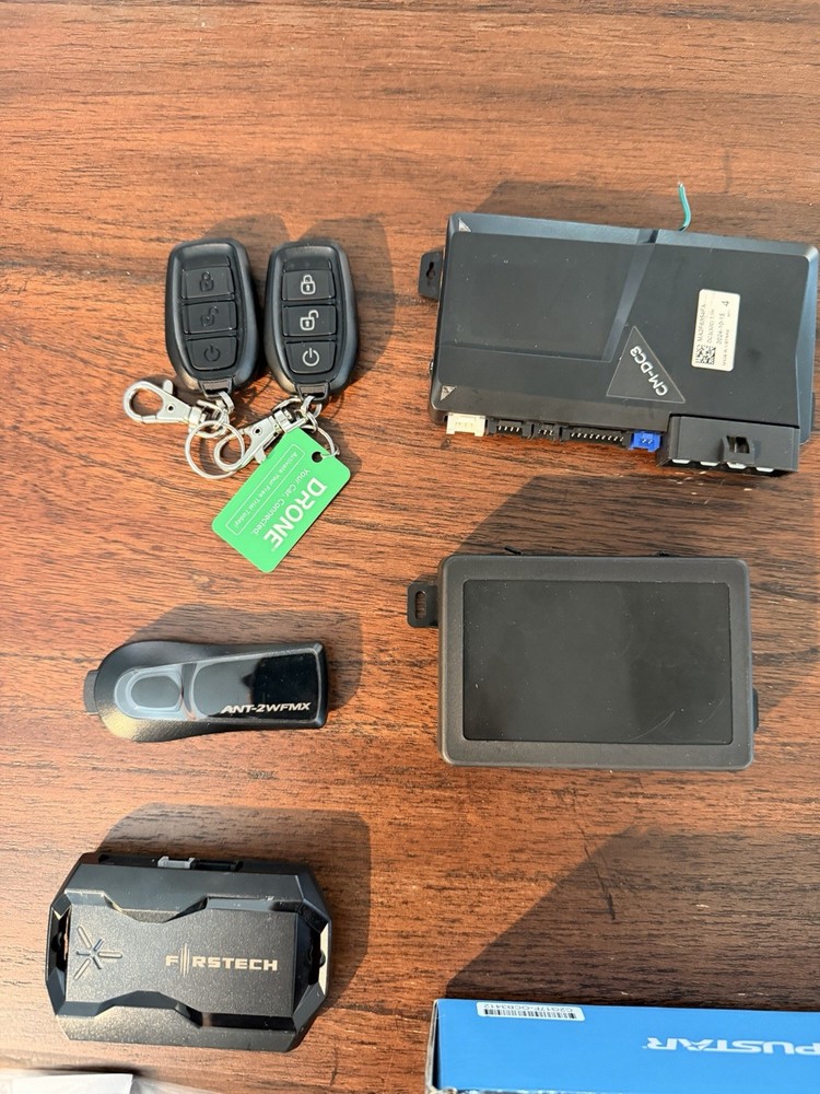 Compustar 5305S-Kit 2 Way Remote Start