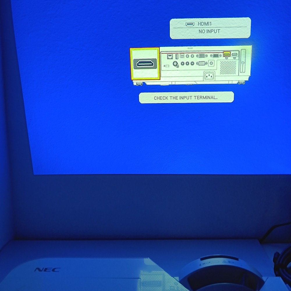 NEC NP-M353W LCD Projector (Lamp Hours @ 83%) Working