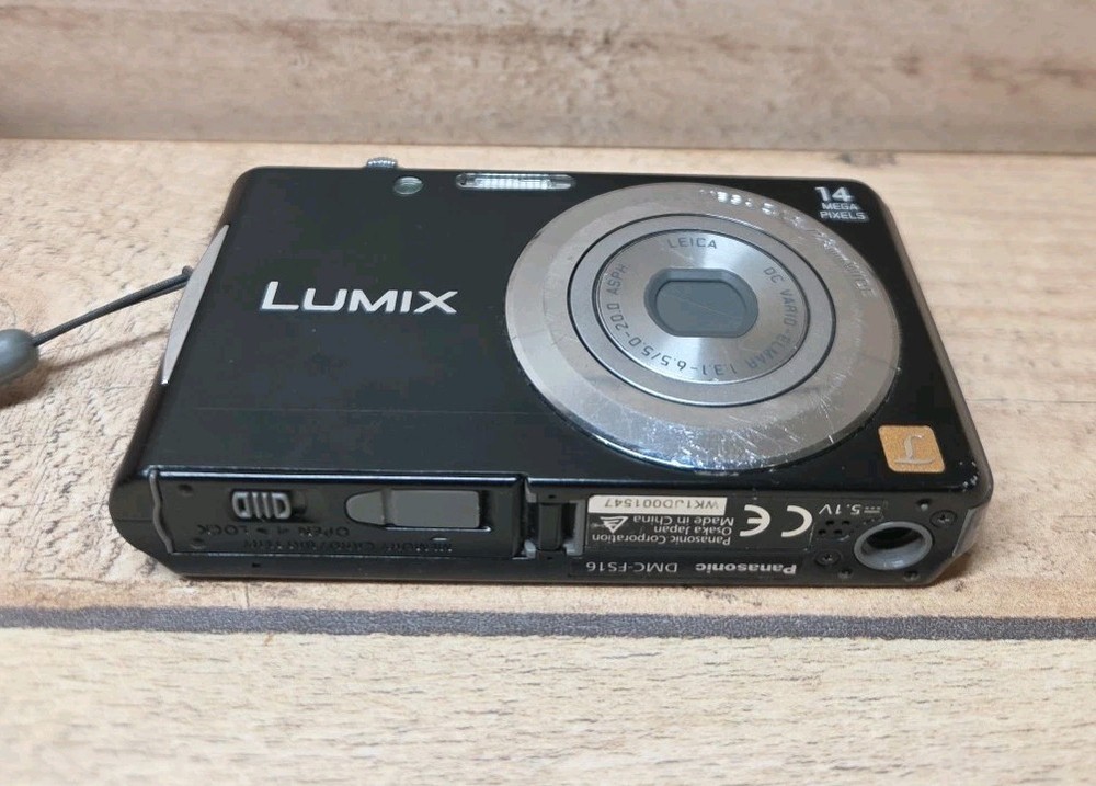 Panasonic Lumix DMC-FS16 14.1MP Digital Camera | Tested & Working