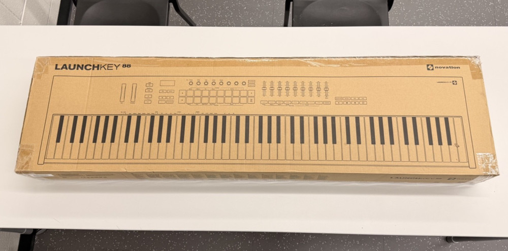 Novation Launchkey 88 [MK3] Keyboard Controller - IN BOX