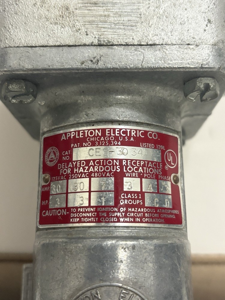 Appleton CES-3034 Delayed Action Receptacle