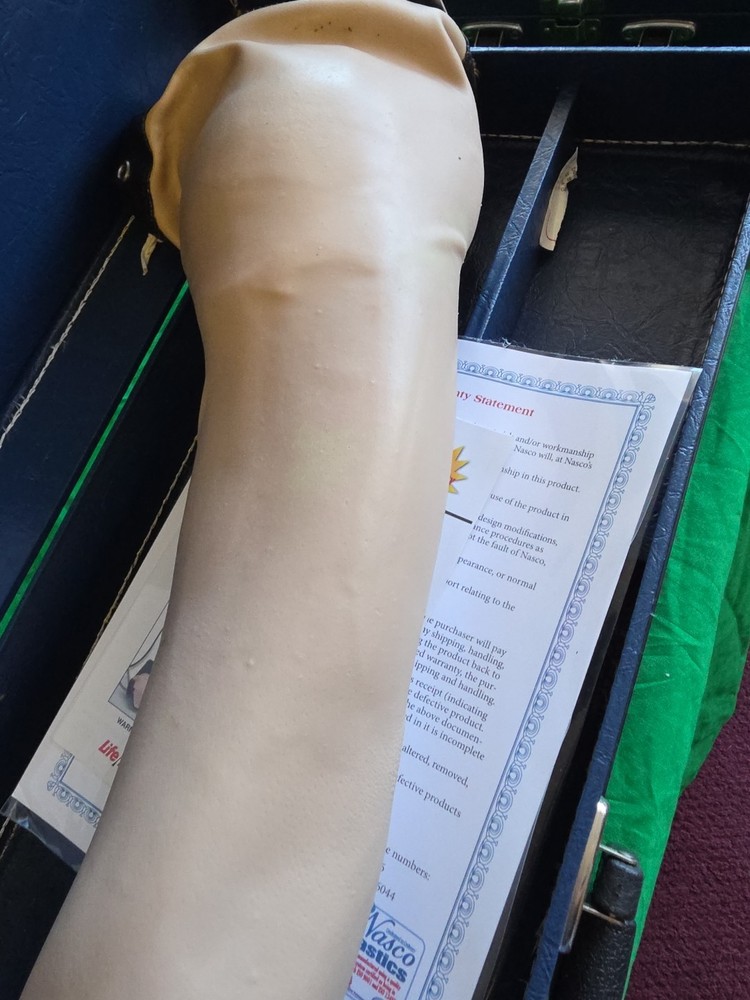 Nasco Life Form LF698 Phlebotomy IV Injection Training Arm
