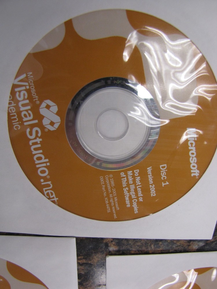 Microsoft Visual Studio .NET Academic 2002 -6 Discs
