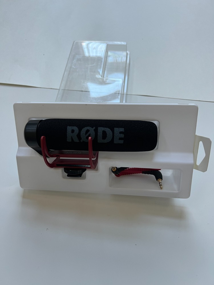 RØDE VideoMic GO On-Camera Shotgun Microphone – Open Box