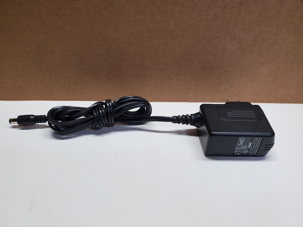 Solytech Enterprise Adapter AD1705C- 5V-2.6A Max 13W Fully operational