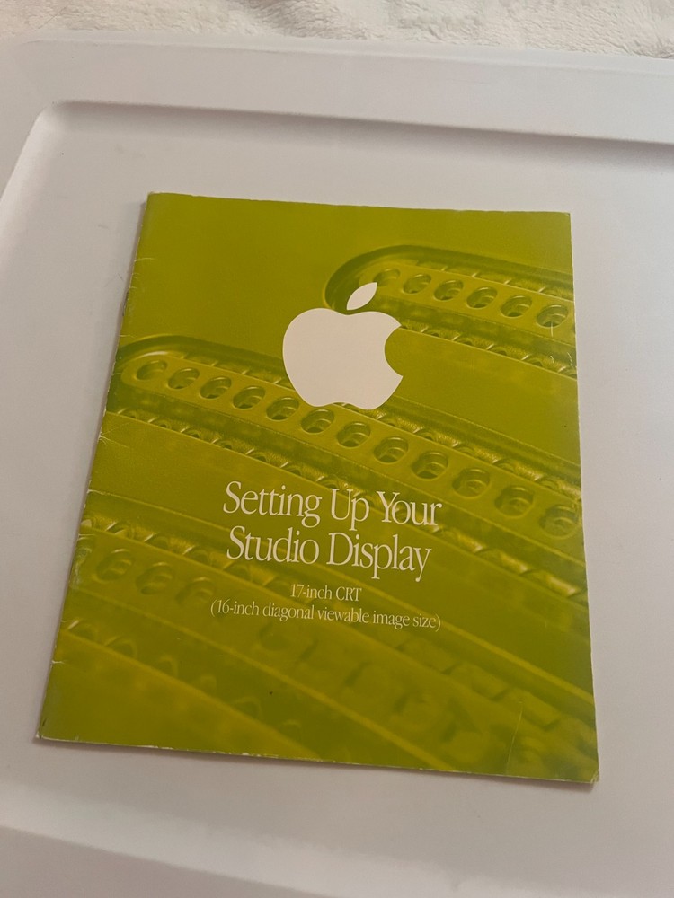 Apple Displays Software Manual 1.7. Setting Up Your Studio Display 17 In CRT