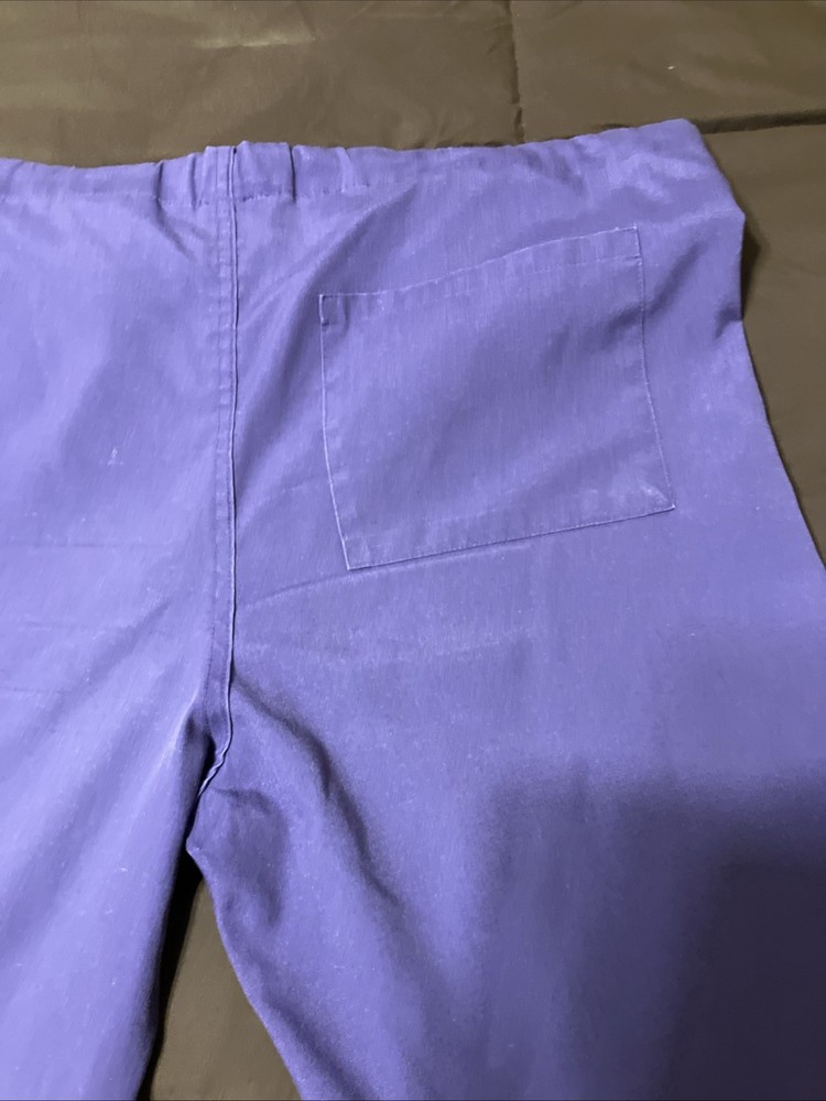 Basics Medium Unisex Scrubs