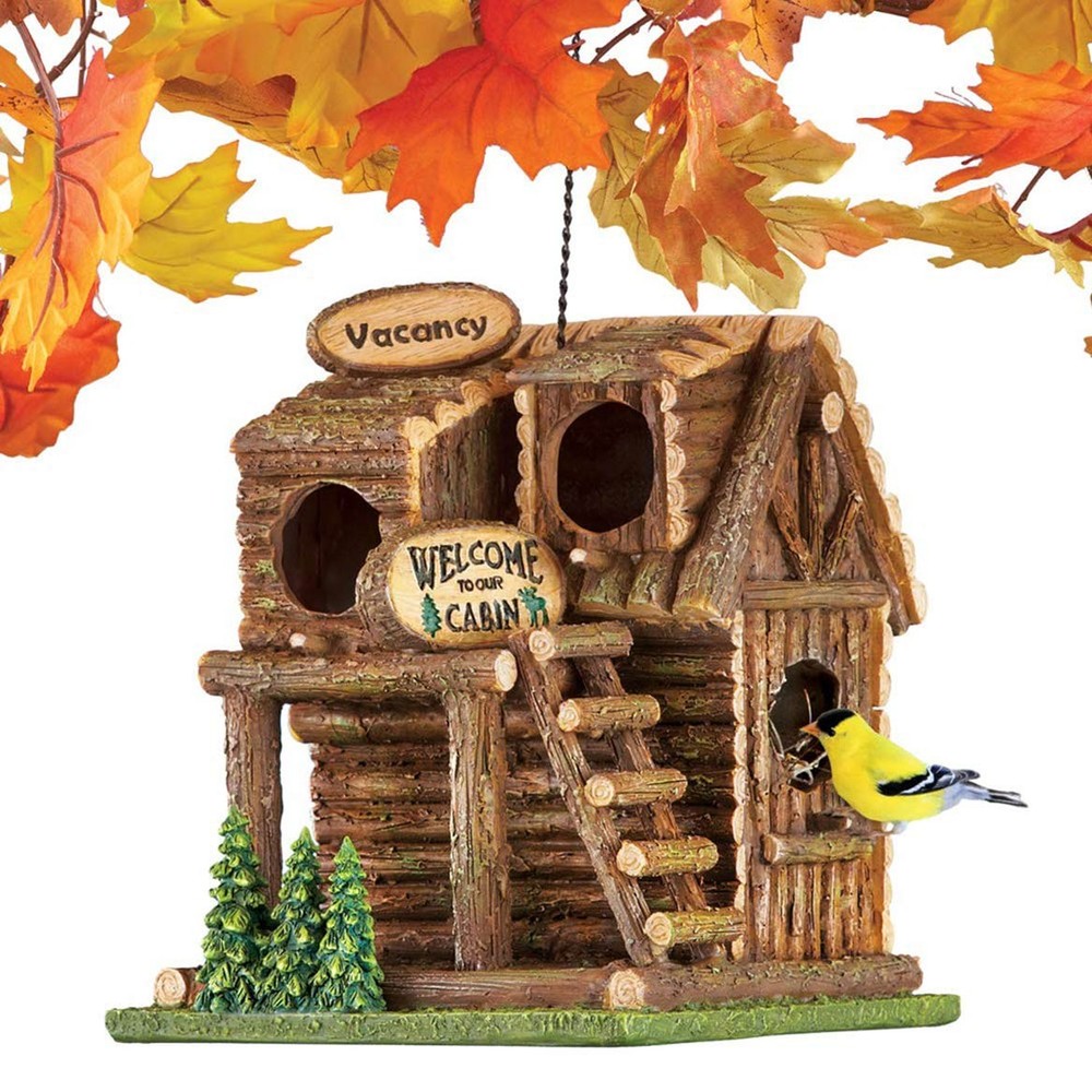 Log Cabin Birdhouse