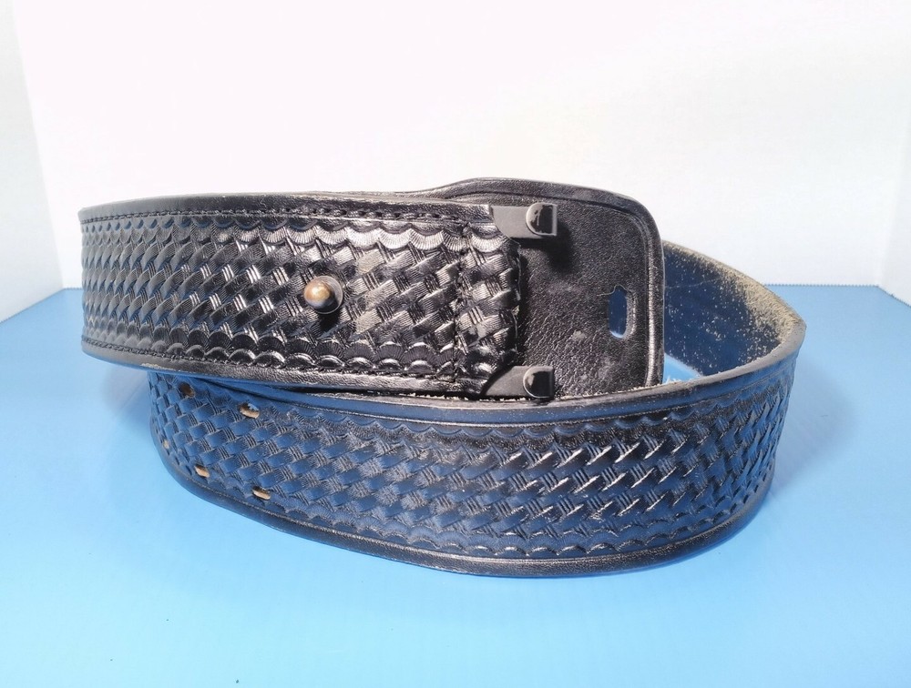 BLACK LEATHER POLICE UTILITY BELT  Adjustable SIZE 38 - 42" SECURITY