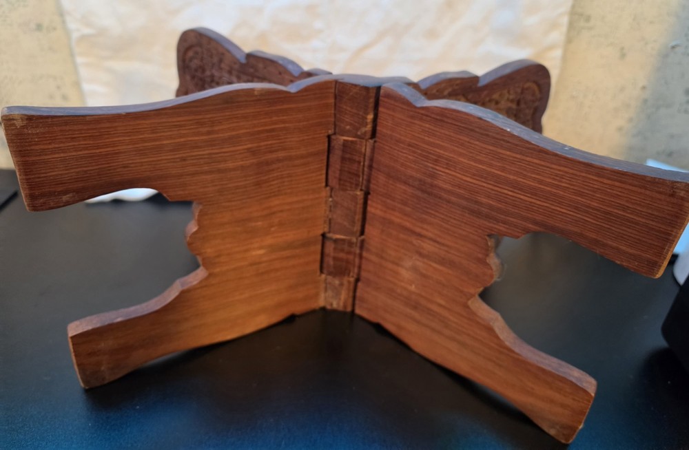 Foldable Wooden Book Stand with Pentagram Design, Brown Rectangle