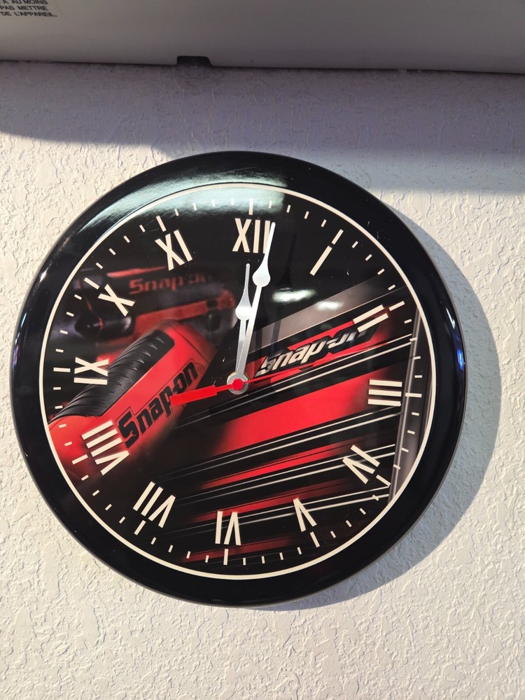 11" Snap On Wall Tools Clock Collectible red & black