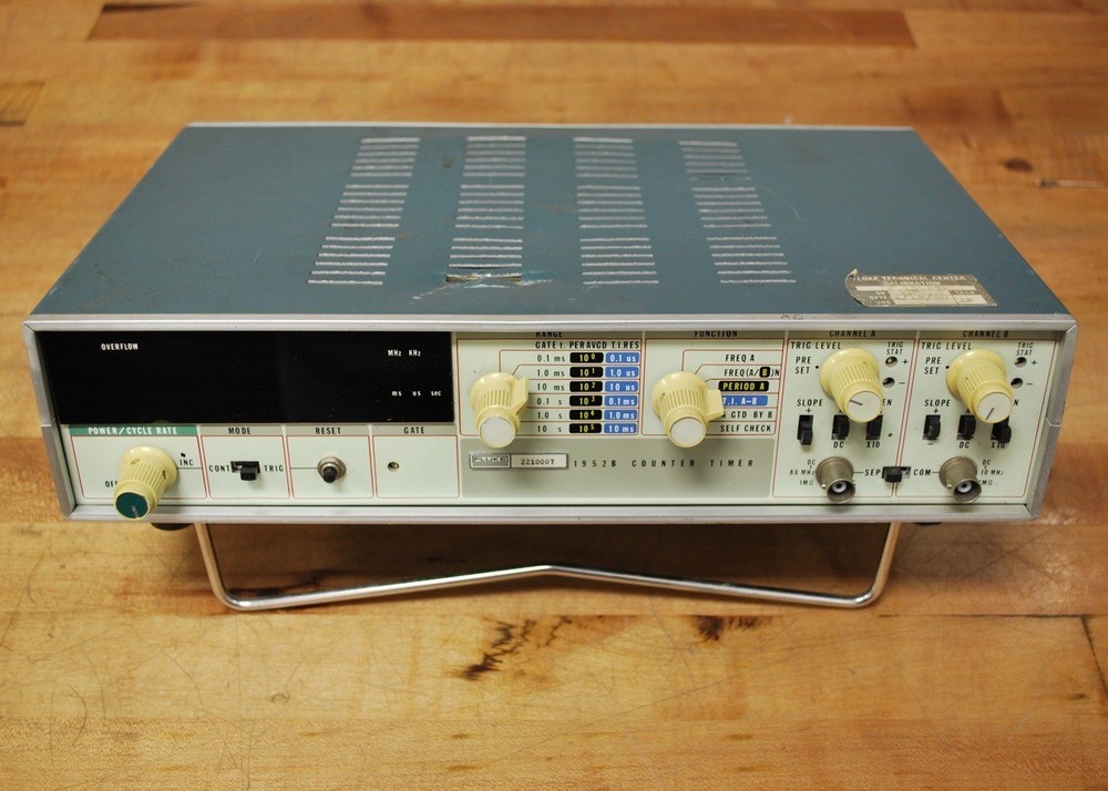Fluke 1952B Counter Timer - USED
