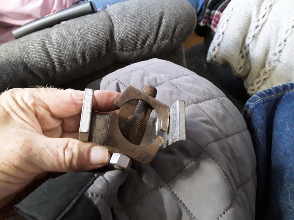 KD Tool 2144 VW Disc Brake Piston Puller Remover USA