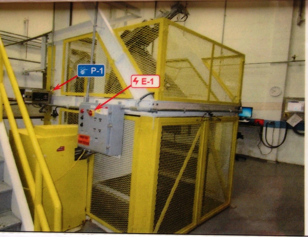 Hydraulic Bin Dump station