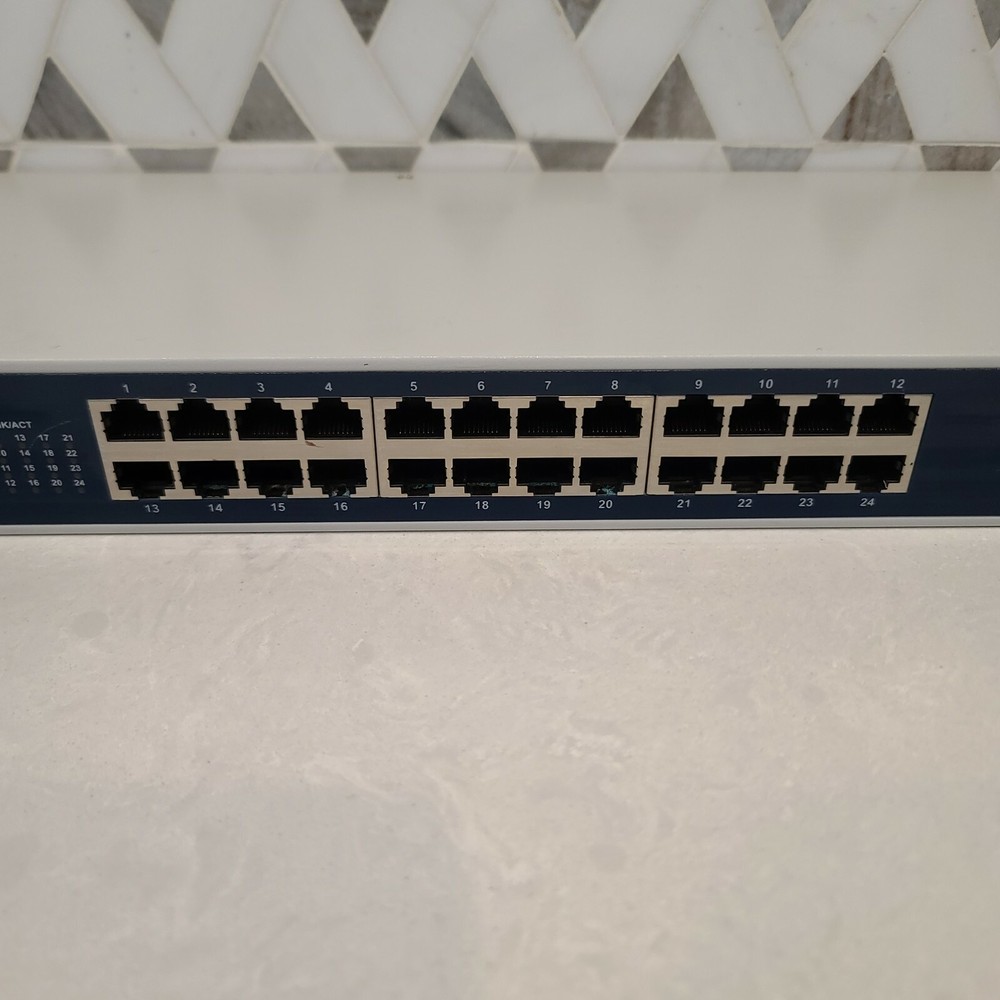 CNet CSH-2400 24 Port Power Switch