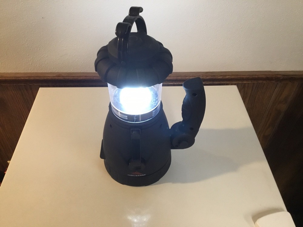 High Sierra Dynamo Lantern Spotlight with Case IH Logo