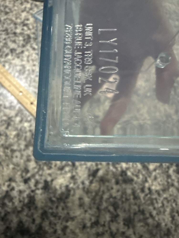 hard plastic/acrylic cases-lot of 3