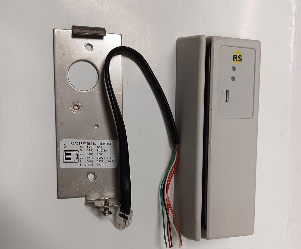 Mercury Security MR10 Magnetic Stripe Card Reader, 12VDC 50mA, Beige, Used.