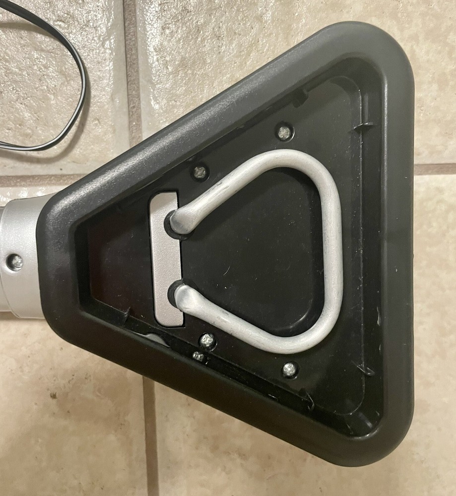 SHARPER IMAGE HEATED ICE SCRAPER 810022140079 MSRP $49.99 Car Windshield Scraper