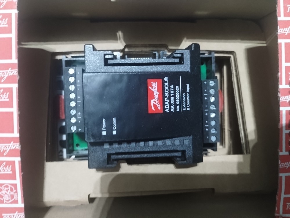 Danfoss adap-kool   Extension 8 counter input  AK-XM107A 080x0020 single pack