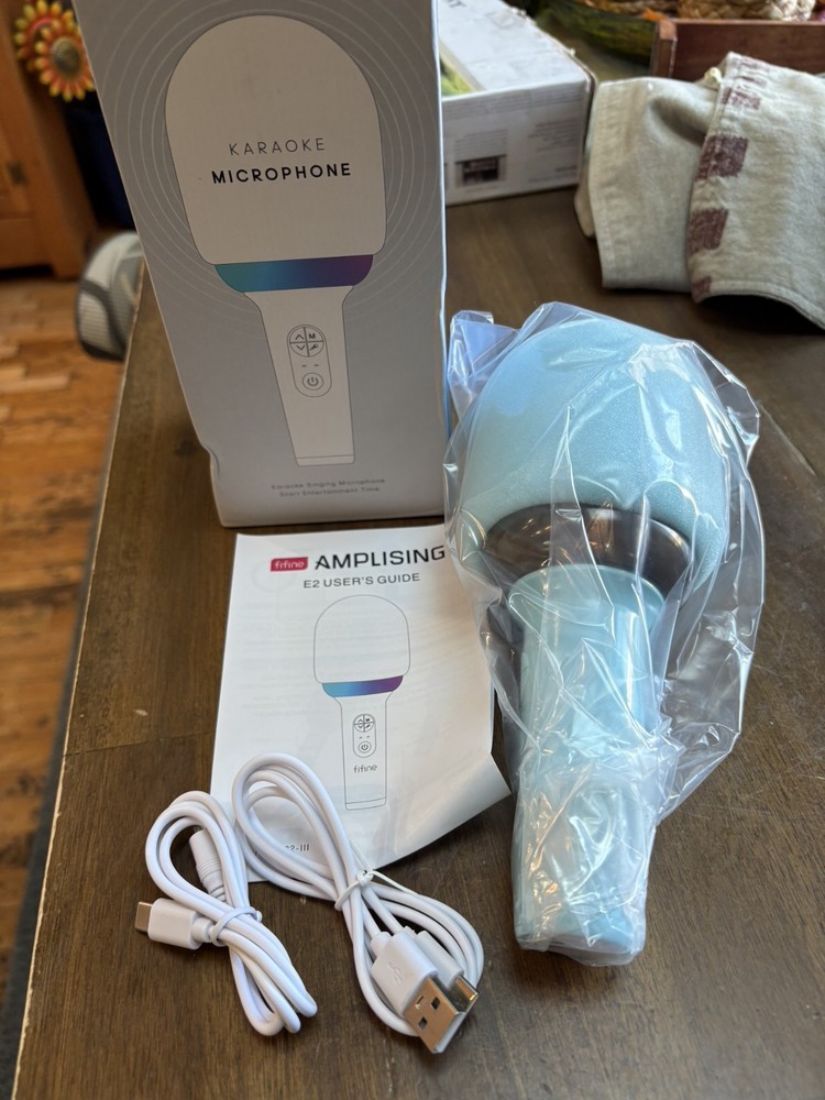 FiFine Amplising E2 Wireless Bluetooth Karaoke Microphone 2-in-1 Speaker Blue