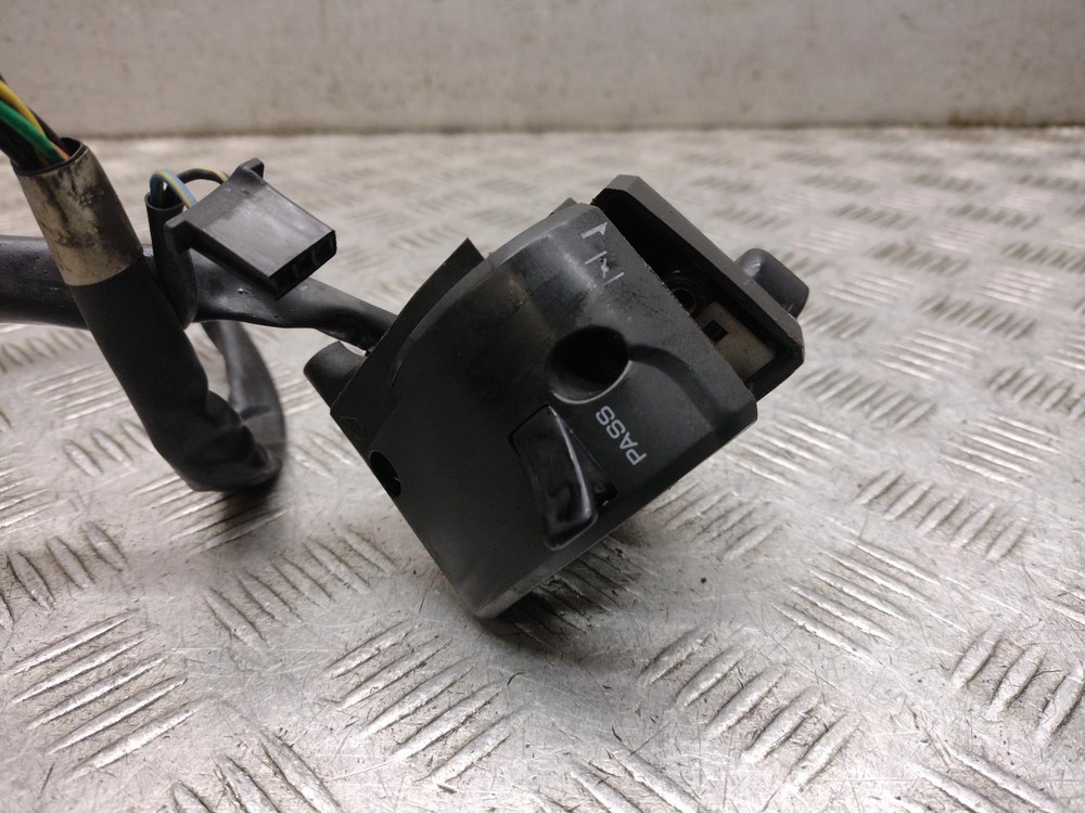1996 YAMAHA YZF 1000 R THUNDERACE Left Hand Switch Gear