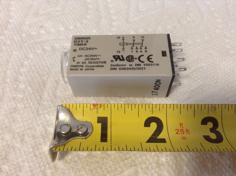 Omron H3Y-2 Timer H3Y