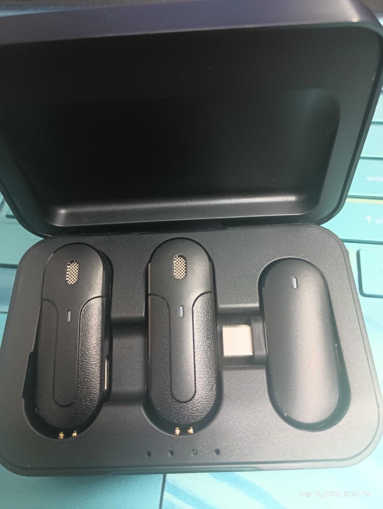 Plug-Play Wireless Lavalier Microphone