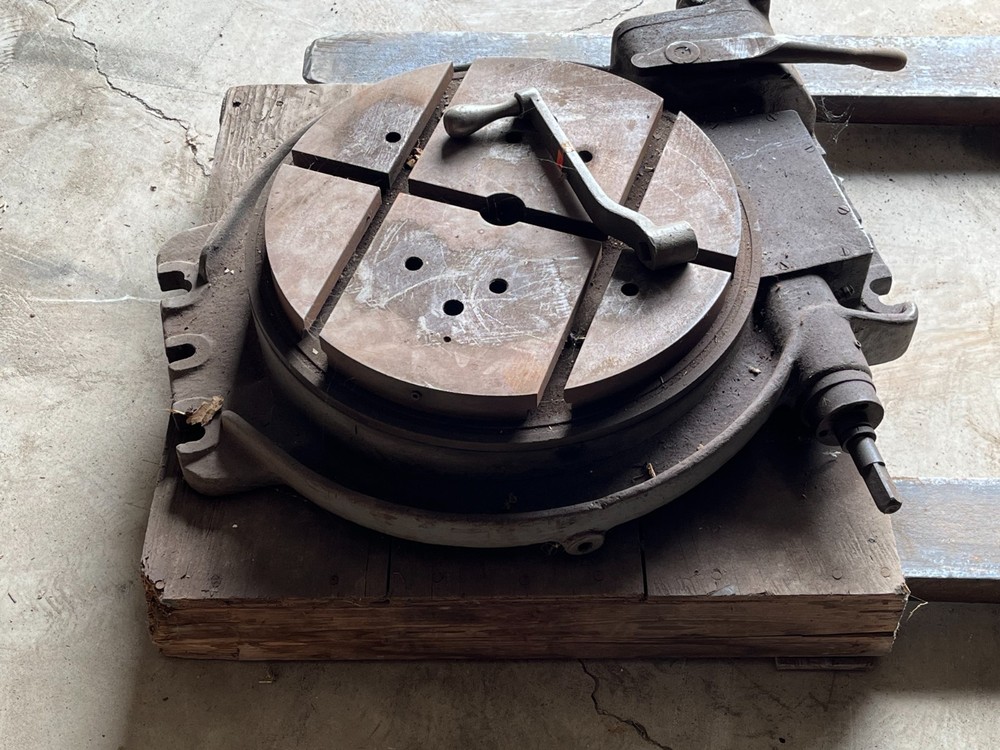 16" HORIZONTAL ROTARY TABLE, USA, USED