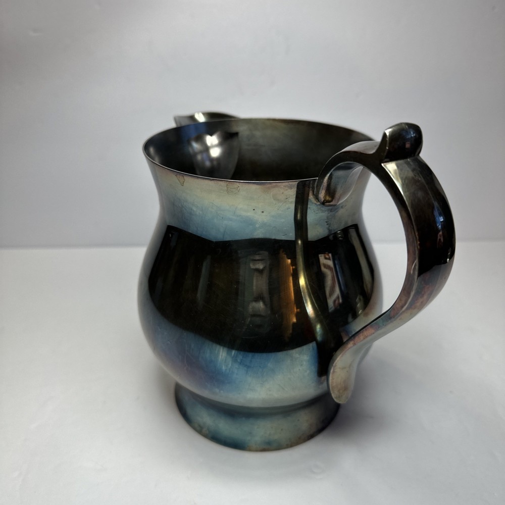 Vintage silver plated Pitcher Oneida silversmith. 6.5 Inches