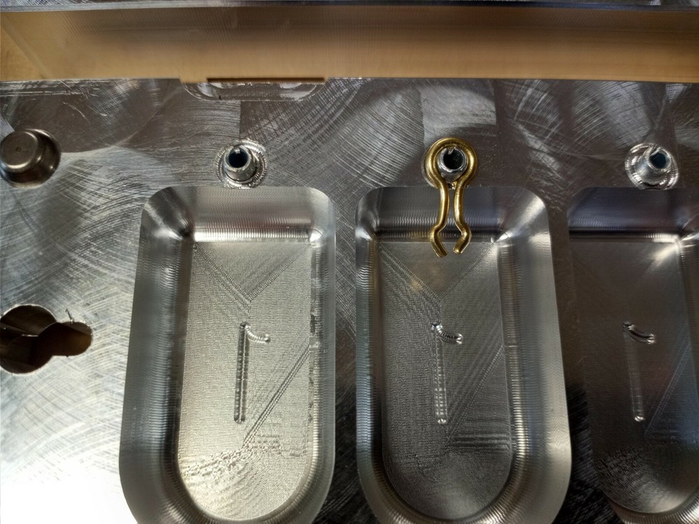 8 cavity 1 LB Cod Sinker Production Mold Aluminum CNC