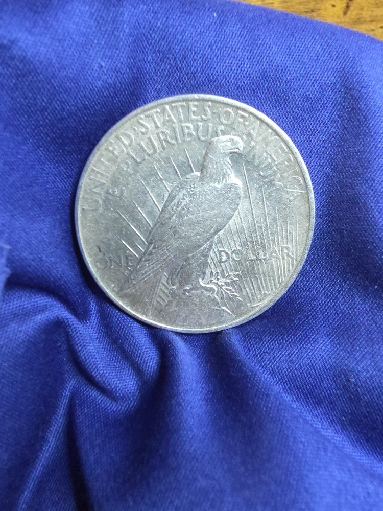 1922 D $1 Peace Dollar DDO